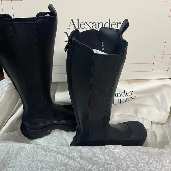 COPY - BNIB Alexander McQueen 666410WHZ66 Woman’s boot Black 40 - Picture 8 of 16